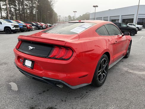 Used 2019 Ford Mustang Premium image 7