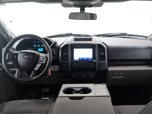 Used 2020 Ford F150 XLT image 13