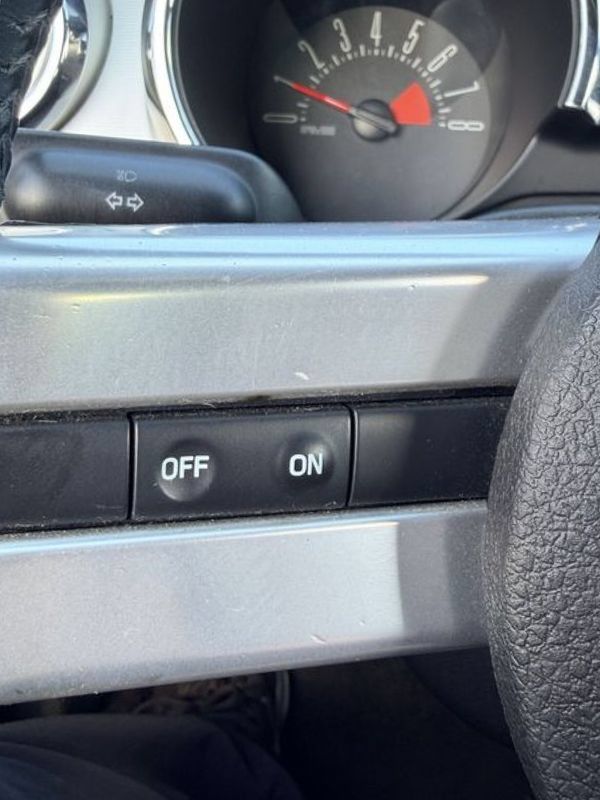 Used 2005 Ford Mustang GT RWD image 34