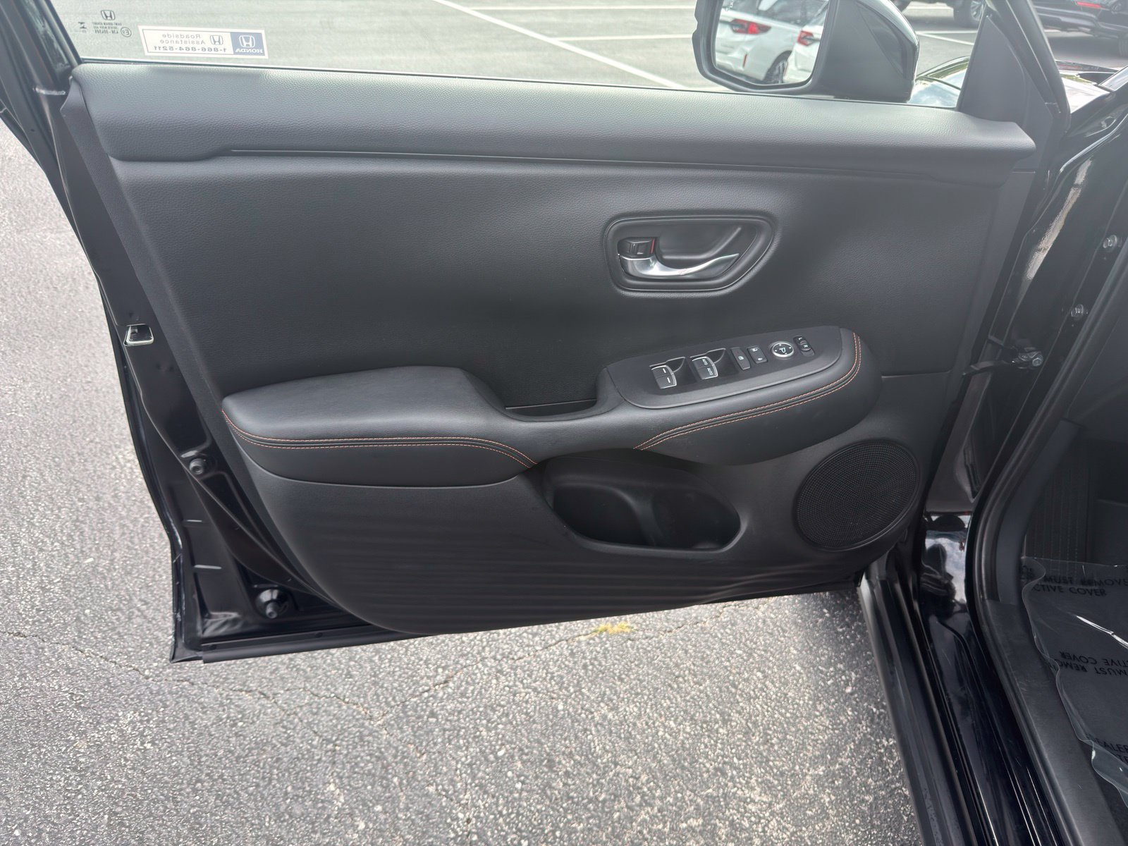 Used 2024 Honda HR-V Sport image 12