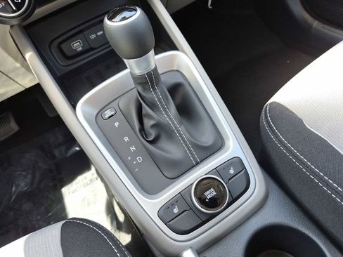 New 2026 Hyundai Venue SEL FWD image 29