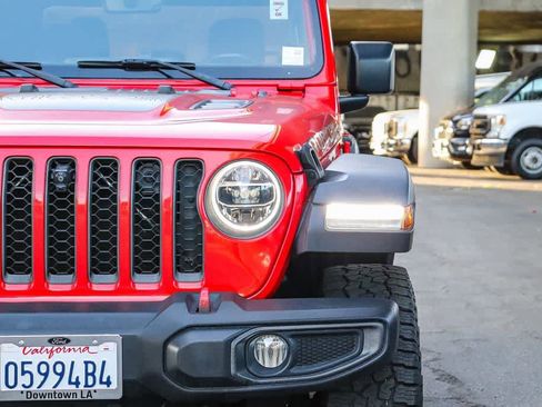 Used 2020 Jeep Gladiator Rubicon image 4