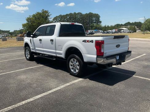 Used 2019 Ford F250 XL w/ STX Appearance Package AWD/4WD image 11