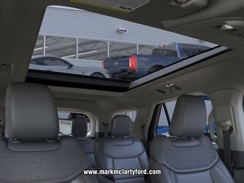 New 2026 Ford Explorer Active image 22