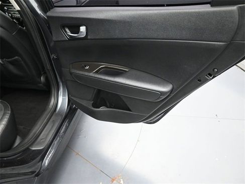 Used 2020 Kia Optima Premium image 33