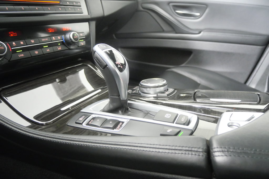 Used 2015 BMW 528i Sedan RWD image 29