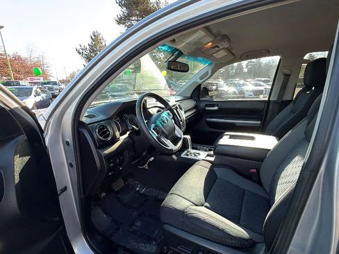 Used 2015 Toyota Tundra SR5 image 8