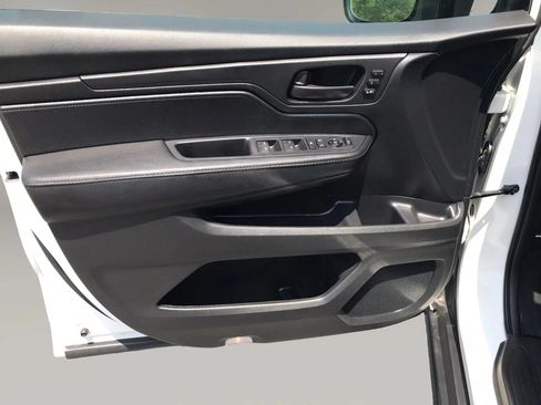 Used 2022 Honda Odyssey EX-L image 12
