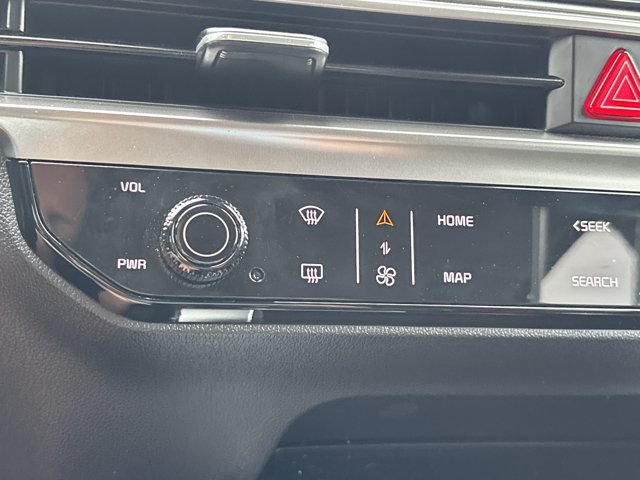 Used 2026 Kia Sorento LX FWD image 30