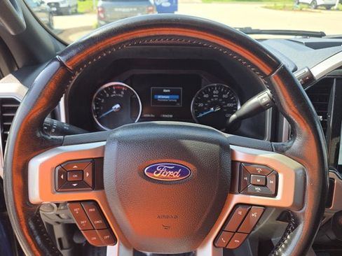 Used 2022 Ford F350 Lariat AWD/4WD image 30