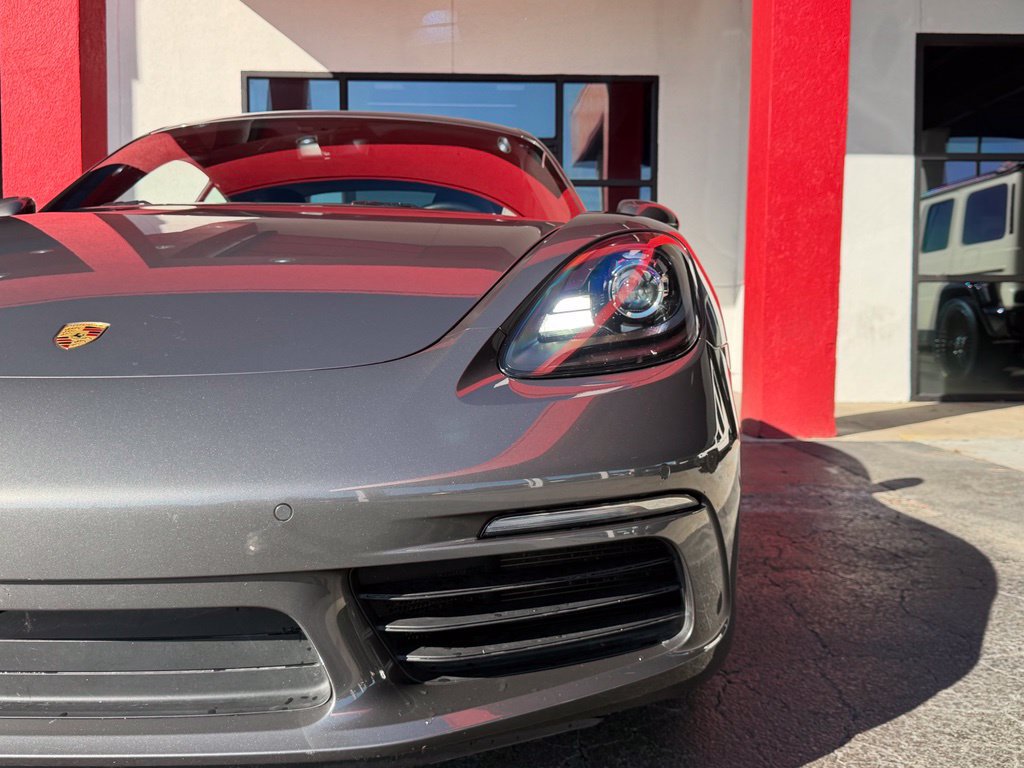 Used 2019 Porsche 718 Cayman RWD image 7