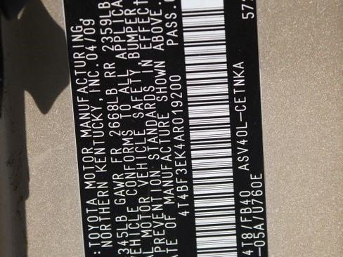 Used 2010 Toyota Camry LE FWD image 18