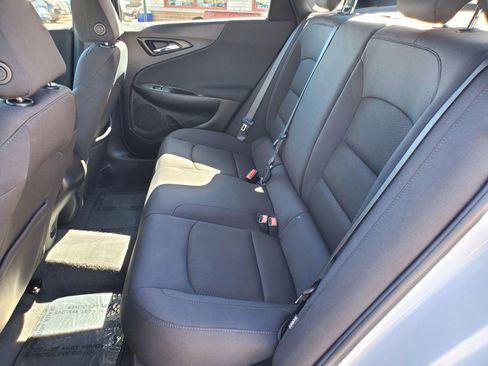 Used 2022 Chevrolet Malibu LS FWD image 13