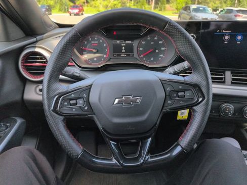 Used 2024 Chevrolet Trax RS w/ Driver Confidence Package FWD image 33