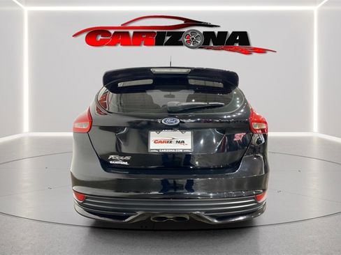 Used 2016 Ford Focus ST image 4