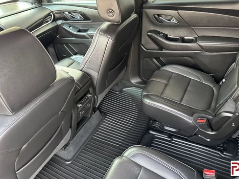 Certified 2023 Chevrolet Traverse RS AWD/4WD image 13