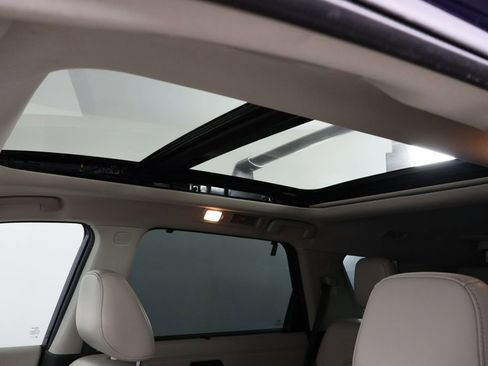 Used 2022 Nissan Pathfinder Platinum w/ Cargo Package image 28