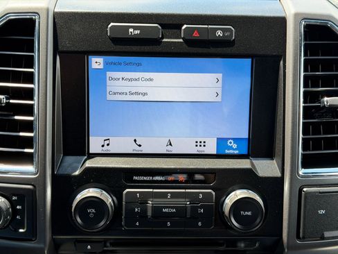Used 2017 Ford F150 XLT w/ Equipment Group 302A Luxury AWD/4WD image 68
