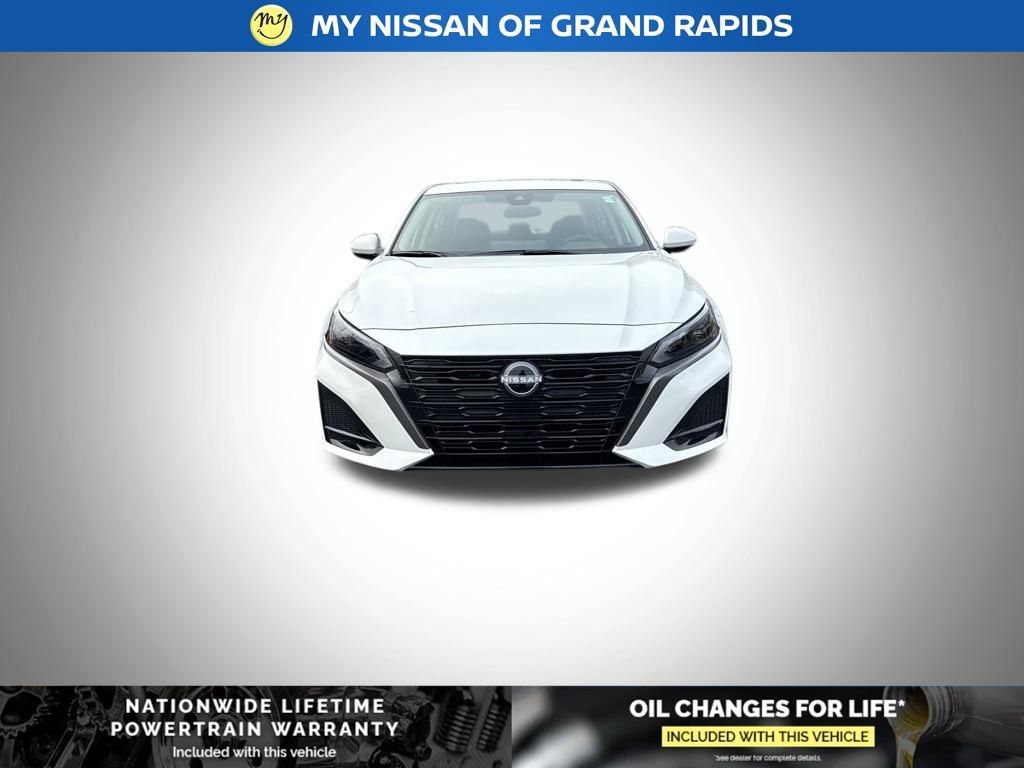 New 2026 Nissan Altima 2.5 SV w/ SV Premium Package FWD image 9
