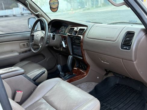 Used 1999 Toyota 4Runner Limited w/ Upgrade Value Pkg 5 AWD/4WD image 18