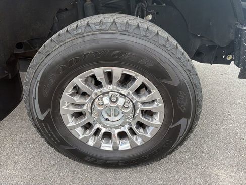 Used 2018 Ford F250 XLT w/ XLT Premium Package image 15