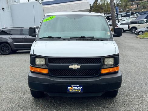 Used 2015 Chevrolet Express 3500 RWD image 3