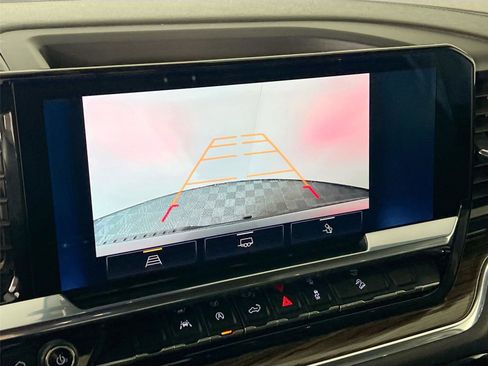 Used 2023 Chevrolet Silverado 1500 LT Trail Boss w/ Convenience Package II image 12