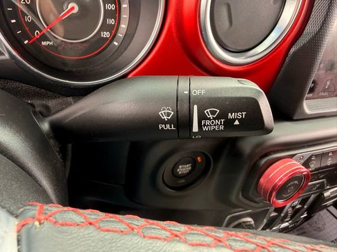 Used 2020 Jeep Gladiator Rubicon w/ Advanced Safety Group image 44
