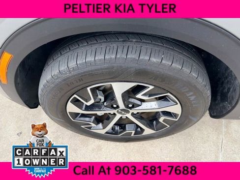 Certified 2024 Kia Sportage EX AWD/4WD image 5