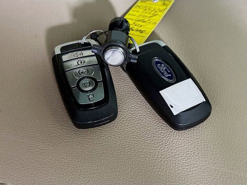 Certified 2022 Ford Expedition Limited image 22