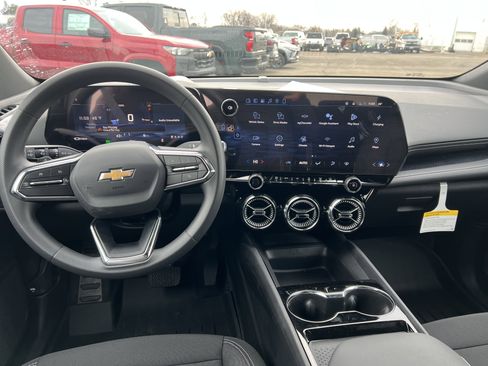 New 2026 Chevrolet Blazer EV LT image 40