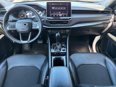 Certified 2024 Jeep Compass Trailhawk AWD/4WD image 20