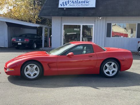 Used 1999 Chevrolet Corvette Coupe image 5