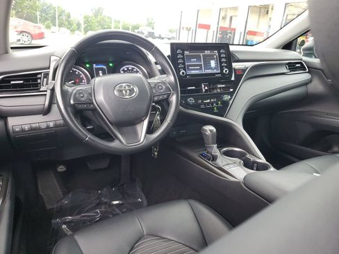 Certified 2024 Toyota Camry SE FWD image 9