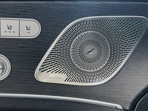 Used 2021 Mercedes-Benz GLS 450 4MATIC image 19