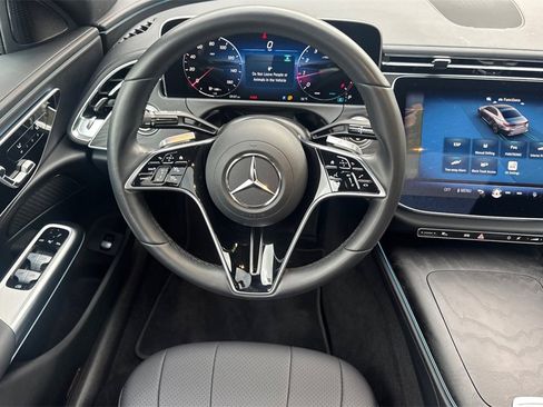 Certified 2025 Mercedes-Benz E 350 4MATIC Sedan image 16