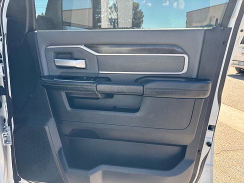 Used 2023 RAM 2500 Big Horn image 12