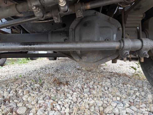 Used 1999 Ford F250 XLT image 29