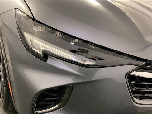 Used 2022 Buick Envision Essence w/ Sport Touring Package image 26