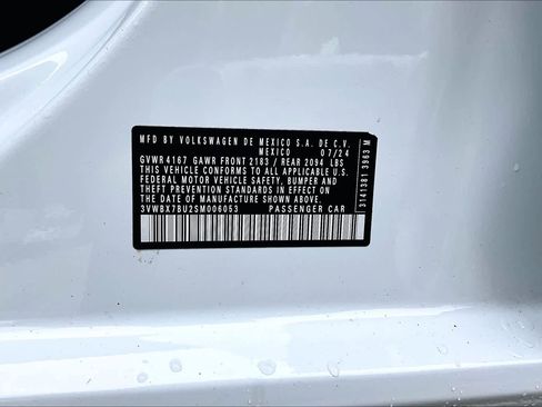 Used 2025 Volkswagen Jetta Sport FWD image 34