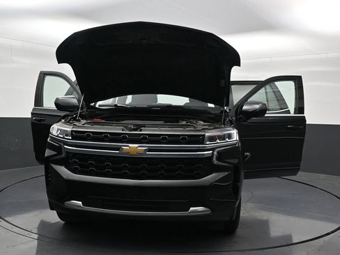 Used 2024 Chevrolet Tahoe LS RWD image 38