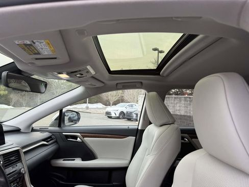 Used 2021 Lexus RX 350L Premium w/ Premium Package image 20