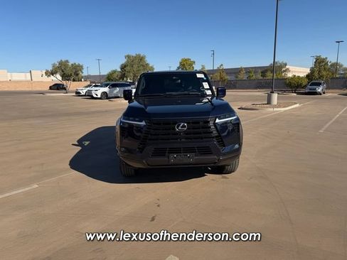 Used 2026 Lexus GX 550 w/ Accessory Package (2T) AWD/4WD image 2