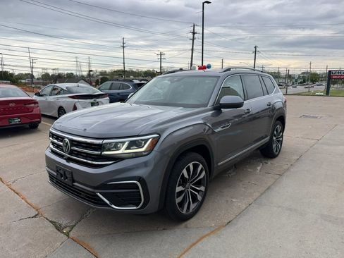 Used 2021 Volkswagen Atlas SEL Premium AWD/4WD image 2