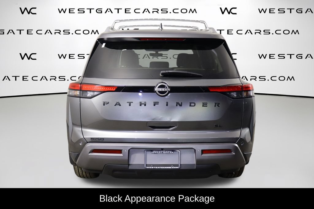 Used 2024 Nissan Pathfinder SL w/ Black Appearance Package FWD image 4