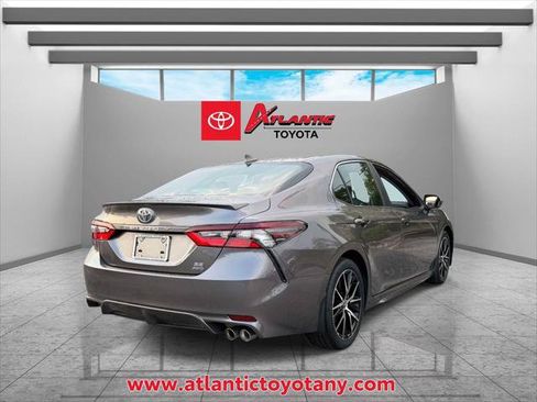 Certified 2024 Toyota Camry SE AWD/4WD image 6