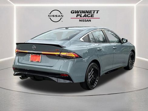 New 2026 Nissan Sentra SR w/ Floor Mat Package image 5