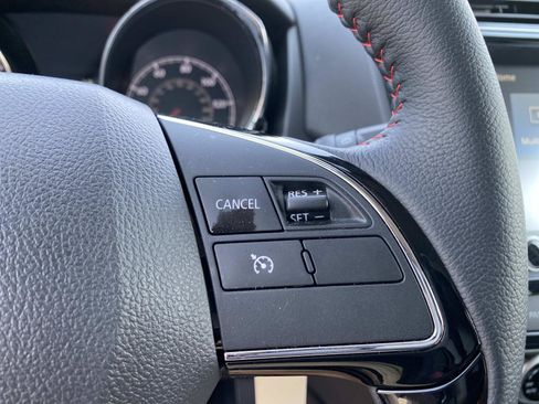 Used 2026 Mitsubishi Outlander Sport LE AWD/4WD image 18