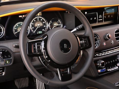 Certified 2022 Rolls-Royce Ghost w/ Ghost Package image 24