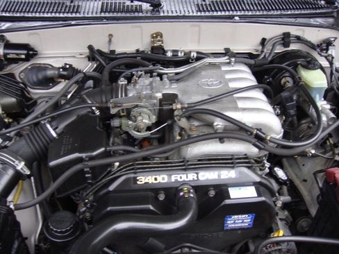 Used 2000 Toyota 4Runner SR5 image 21